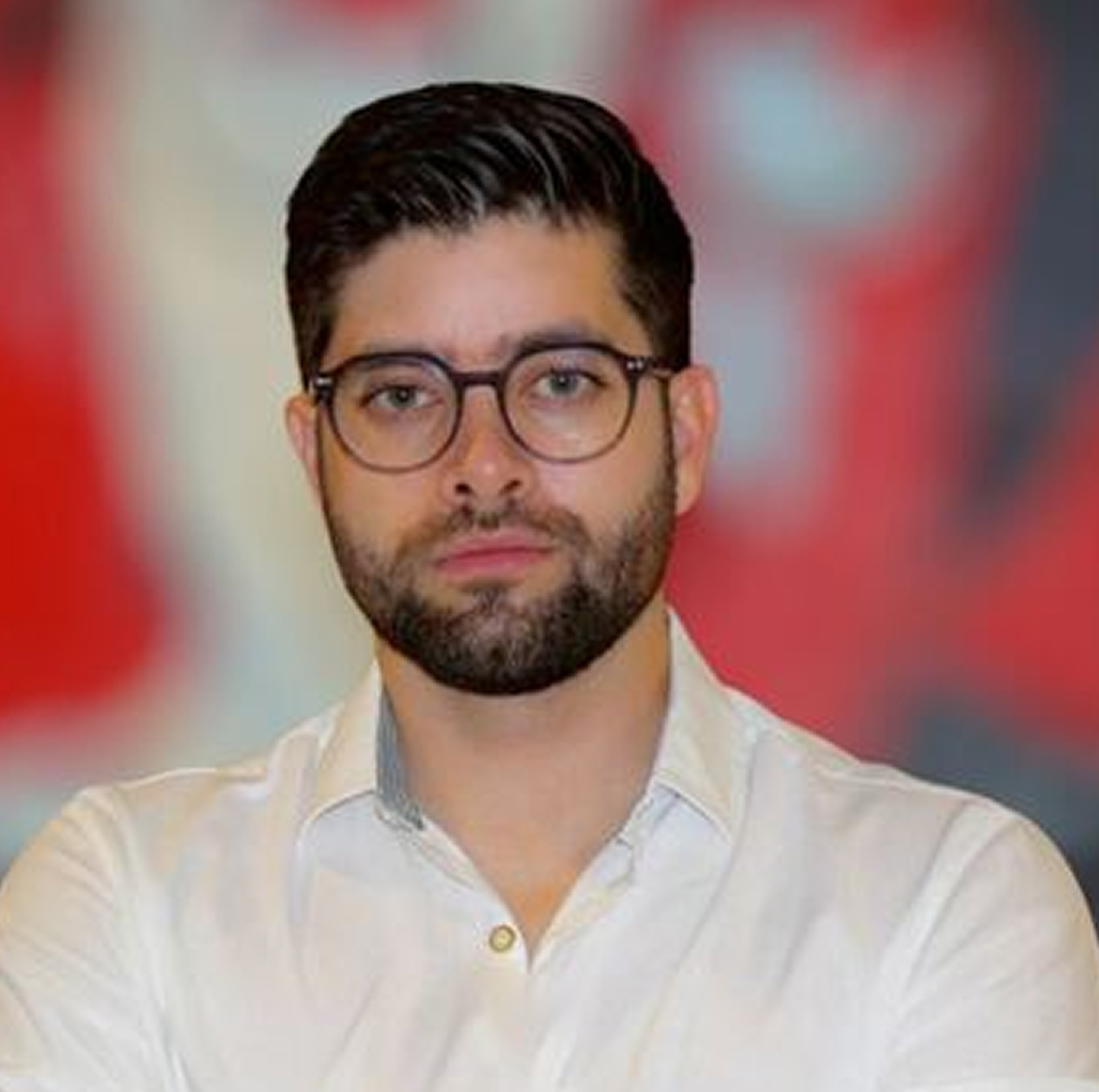 Headshot of Luis “Lucho” González